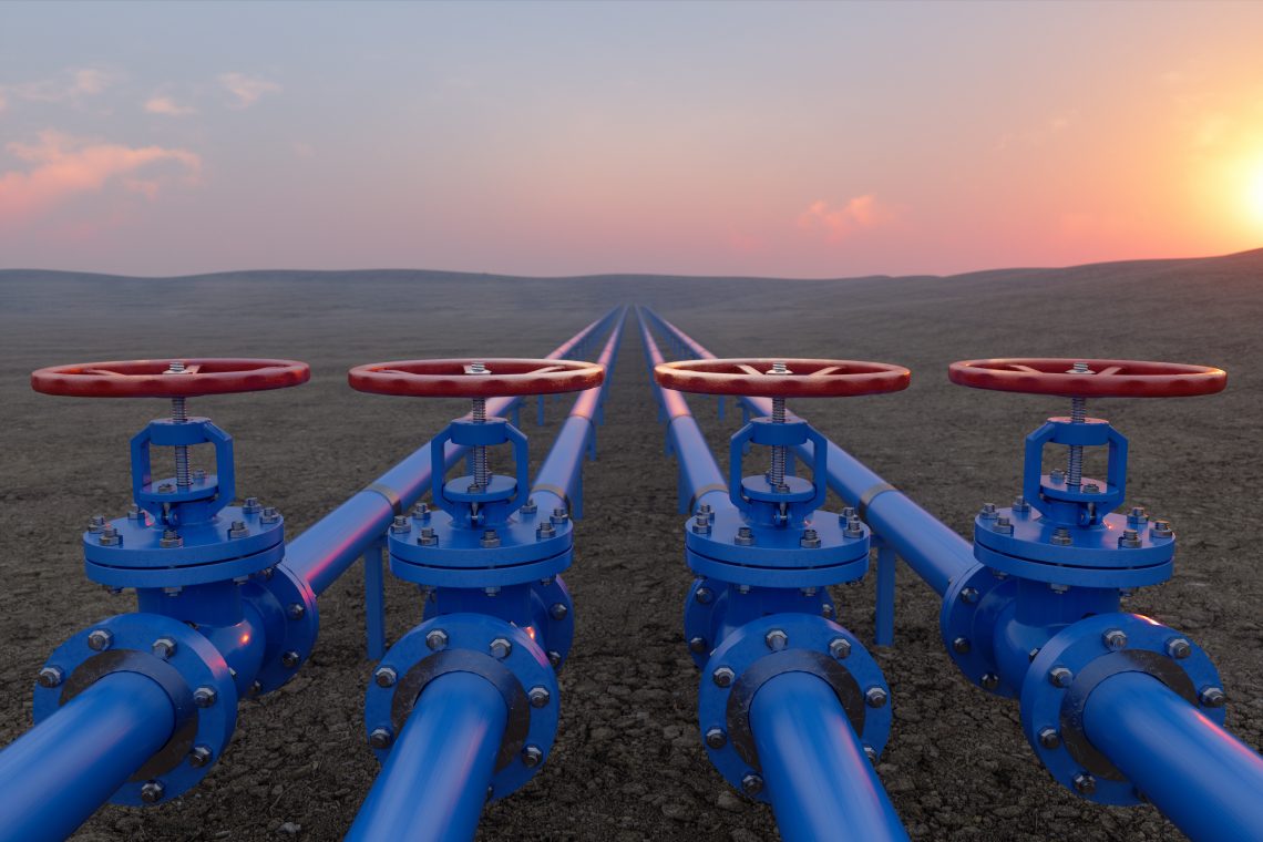 Gaspipelines vor Sonnenuntergang
