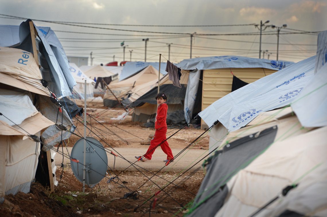 Flüchtlingskind in Lager