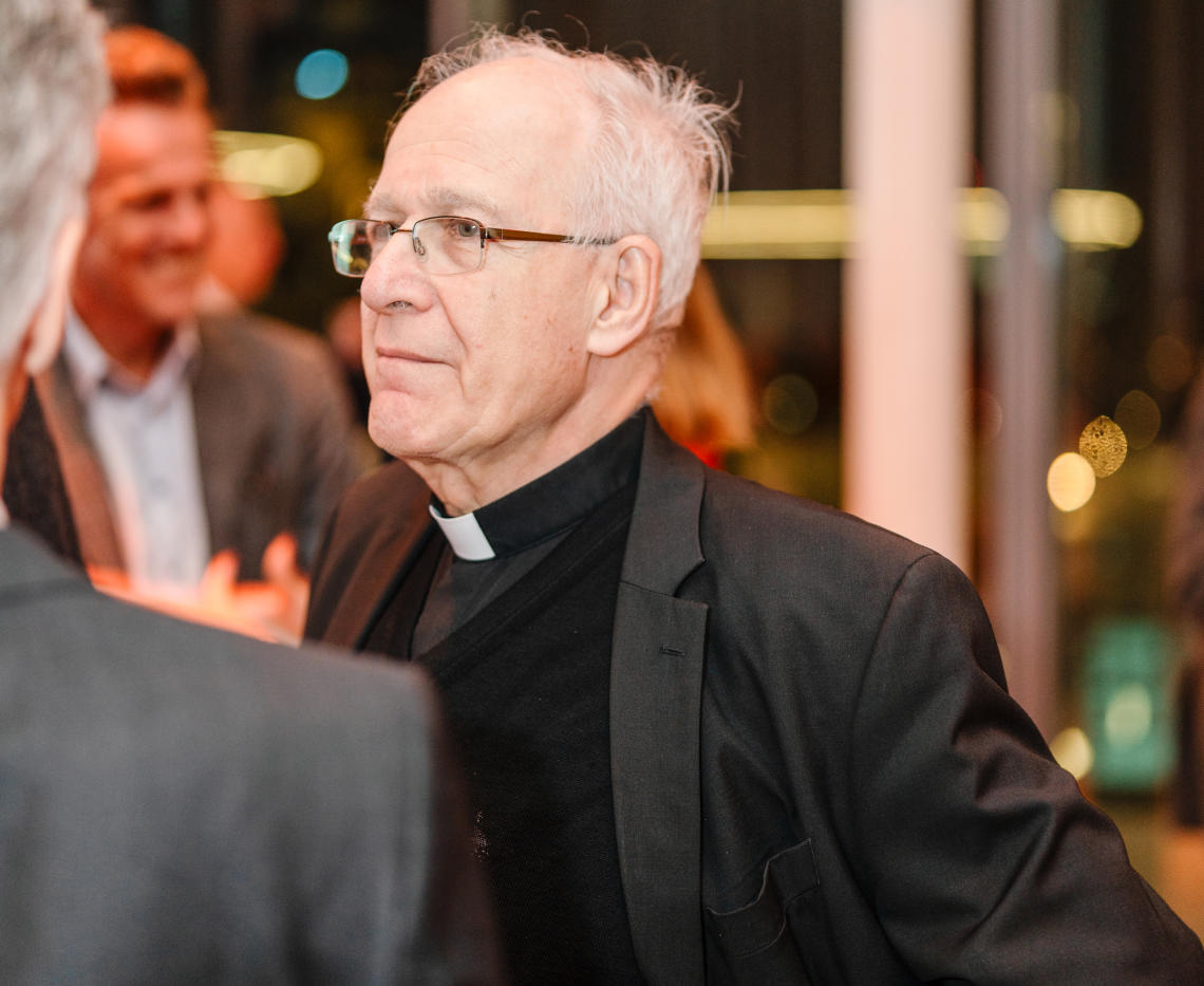 Martin Rhonheimer ist Gründungspräsident des „Austrian Institute of Economics and Social Philosophy“ in Wien und katholischer Priester.
