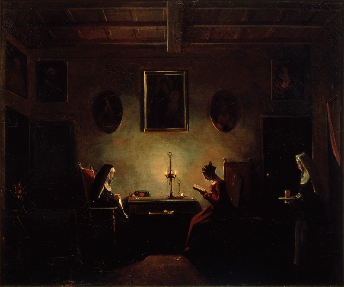 Dunkles Gemälde mit zwei sitzenden Frauen, die bei Kerzenschein lesen bzw. Handarbeiten verrichten. Eine der beiden Frauen ist eine Nonne, eine weitere Nonne trägt ein Tablett mit einem Getränk hinein. Das Bild ist von François Marius Granet und wurde Anfang des 19, Jahrhunderts gemalt.