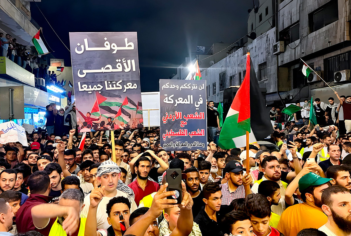 Demonstration jordanischer Muslimbrüder in Amman, Oktober 2023. Das Bild illustriert einen Artikel über die Muslimbruderschaft.