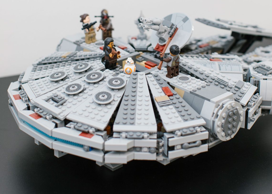 Ein Lego-Modell eines Star-Wars-Raumschiffs
